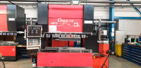 Гидравлический листогибочный пресс AMADA HFE-50.20/7L